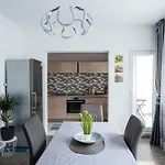 Black Sea Centre By Flat Manаger Appartement *