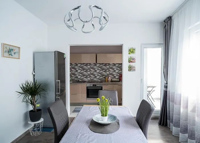 Black Sea Centre By Flat Manаger Apartment *